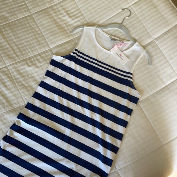 Summer Vineyard Vines Dress! - Picture 2 of 5